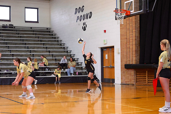 220921_HM7V_LapelMS_Volleyball_0005