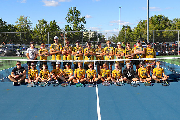 220921_HM7V_LapelMS_Tennis_0009
