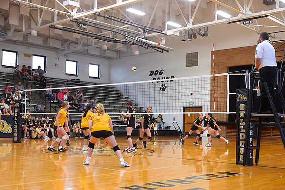 220921_HM7V_LapelMS_Volleyball_0010