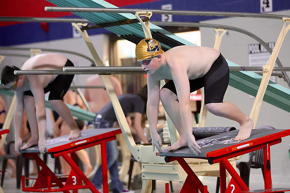 230223_HM7V_LapelMS_Swimming_0020