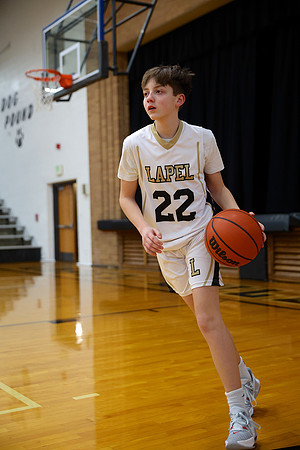 230124_HM7V_LapelMS_BoysBballJH_0003