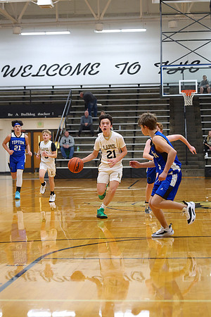 230124_HM7V_LapelMS_BoysBballJH_0018