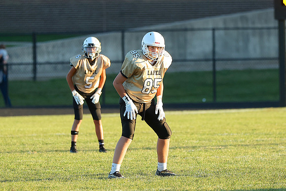 221004_HM7V_LapelMS_8thFootball_0118