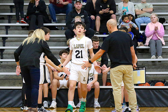 230124_HM7V_LapelMS_BoysBballJH_0013
