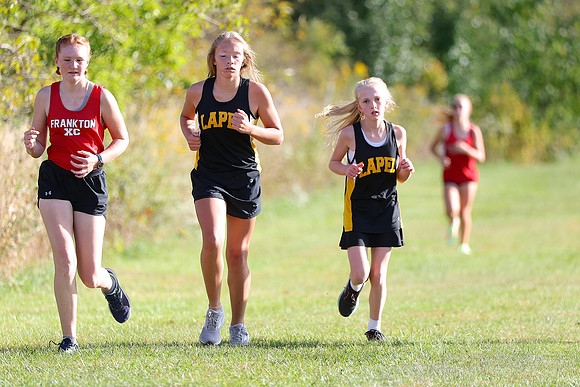 220921_HM7V_LapelMS_XCountry_0015