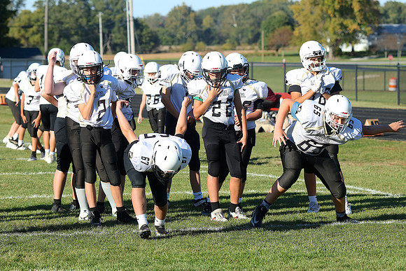 221004_HM7V_LapelMS_7thFootball_0001