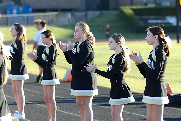 221004_HM7V_LapelMS_Cheer_0110