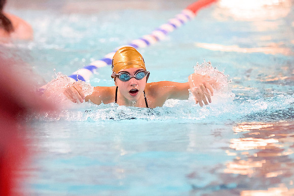 230223_HM7V_LapelMS_Swimming_0016