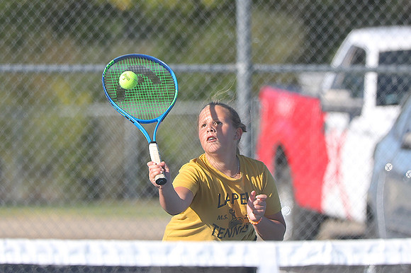 220921_HM7V_LapelMS_Tennis_0002