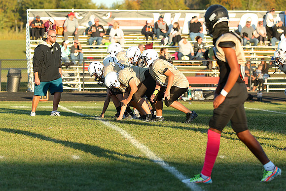 221004_HM7V_LapelMS_8thFootball_0113