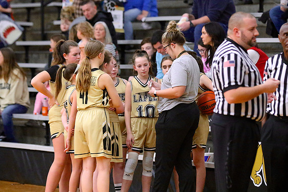 230208_HM7V_LapelMS_GirlsBball6_0022