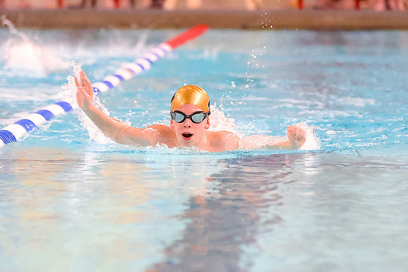 230223_HM7V_LapelMS_Swimming_0009