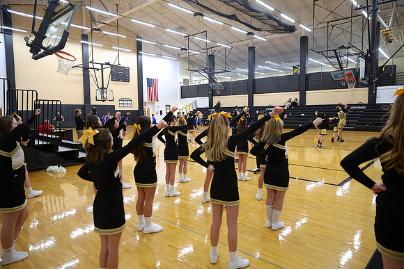 230123_HM7V_LapelMS_Cheer6_0004