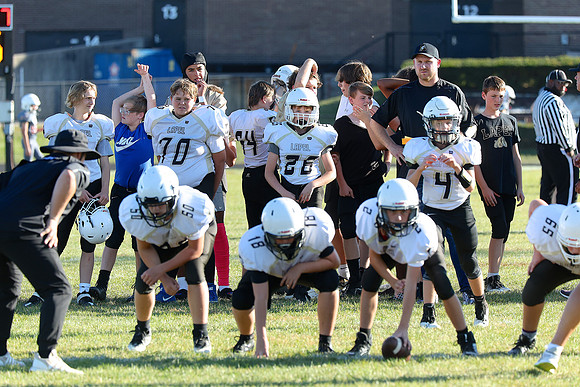 221004_HM7V_LapelMS_7thFootball_0011