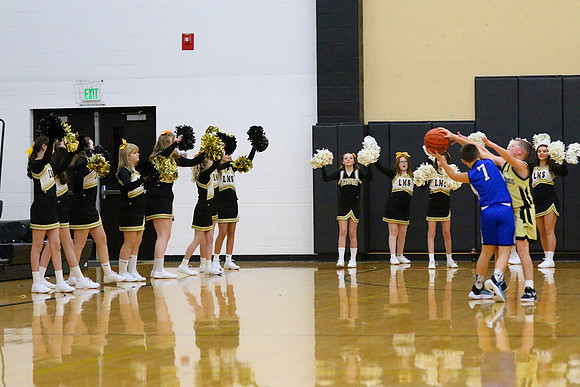 230123_HM7V_LapelMS_Cheer6_0019