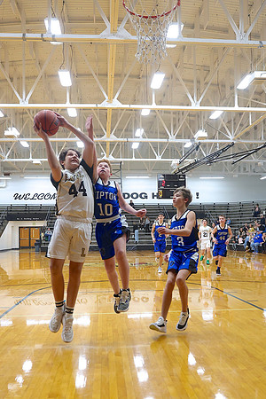 230124_HM7V_LapelMS_BoysBballJH_0017