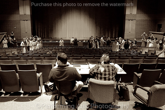 AVTH201112_0001