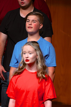 AVCH220913_0412